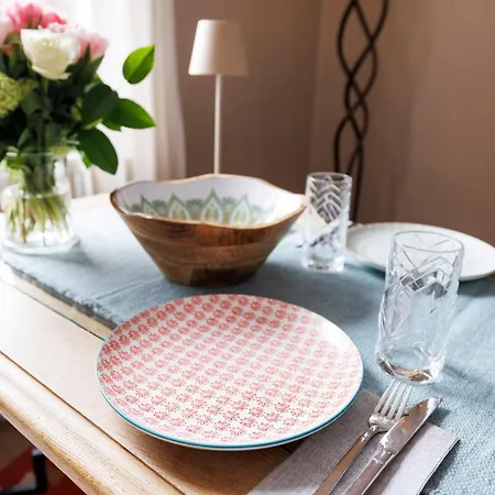 Daire Zentrale Neu Renoviert